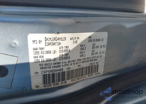 2005 Chrysler Town & Country из США, поврежденный, VIN 1C4GP45R65B344839